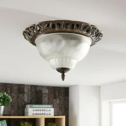Lindby kattovalaisin Anni, etsattu lasivarjostin