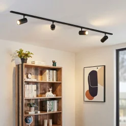 Lindby-kiskojärjestelmä Linaro Ø7 cm, 4-lamppuinen, LED, musta, CCT