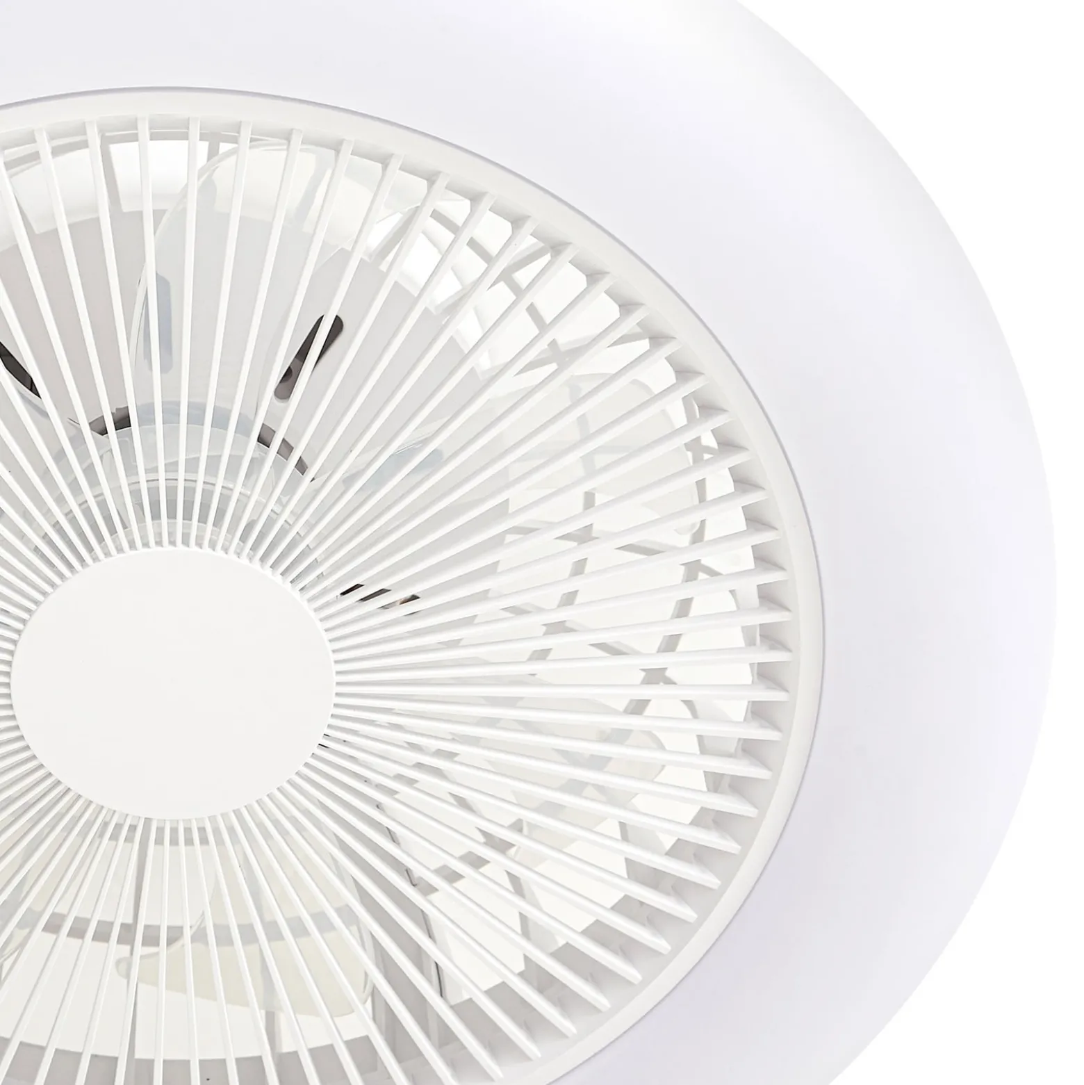 Lindby LED-kattotuuletin Vedin, valkoinen, DC, Ø 45 cm, RGBW