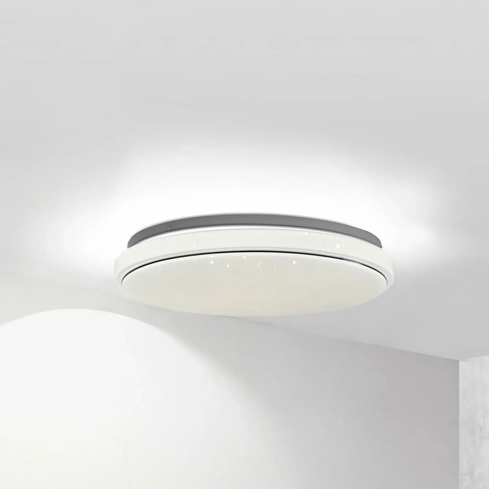 Lindby LED-kattovalaisin Glamo, Ø 39 cm, kromi, valkoinen, IP44
