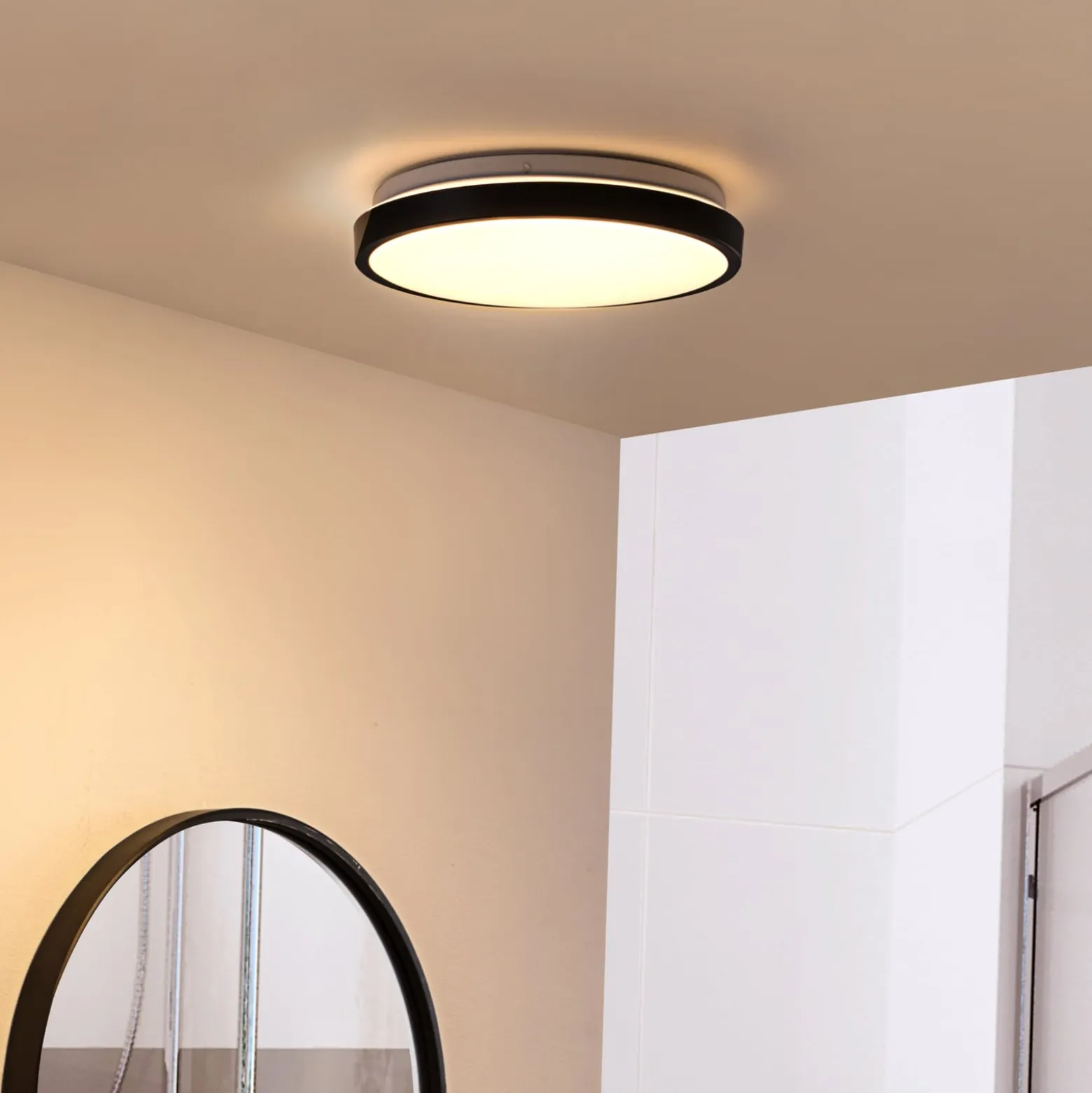 Lindby LED kattovalaisin Medon Ø 29 cm musta muovi IP44