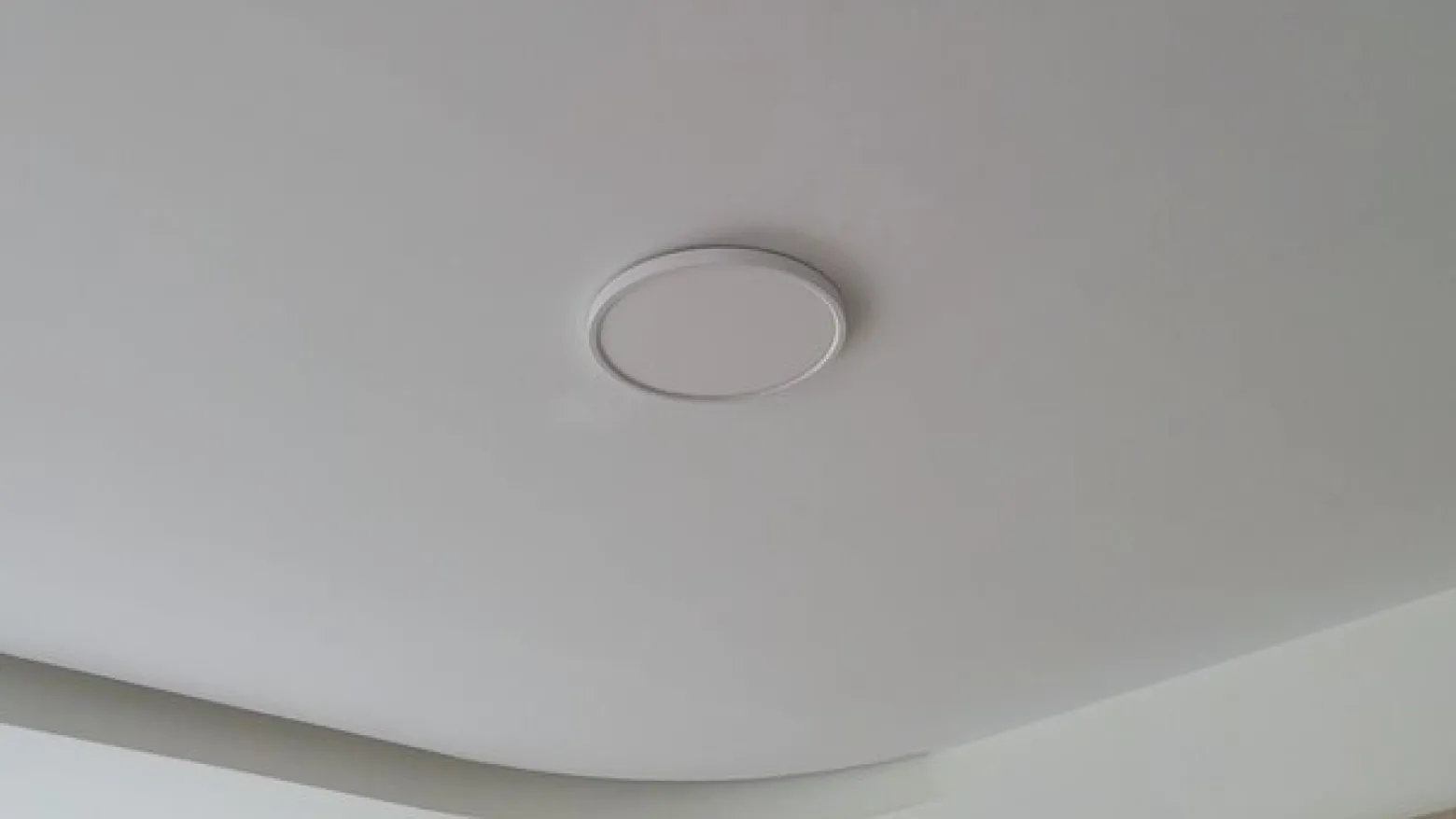 Lindby LED-kattovalaisin Pravin, Ø 30 cm, CCT, valkoinen