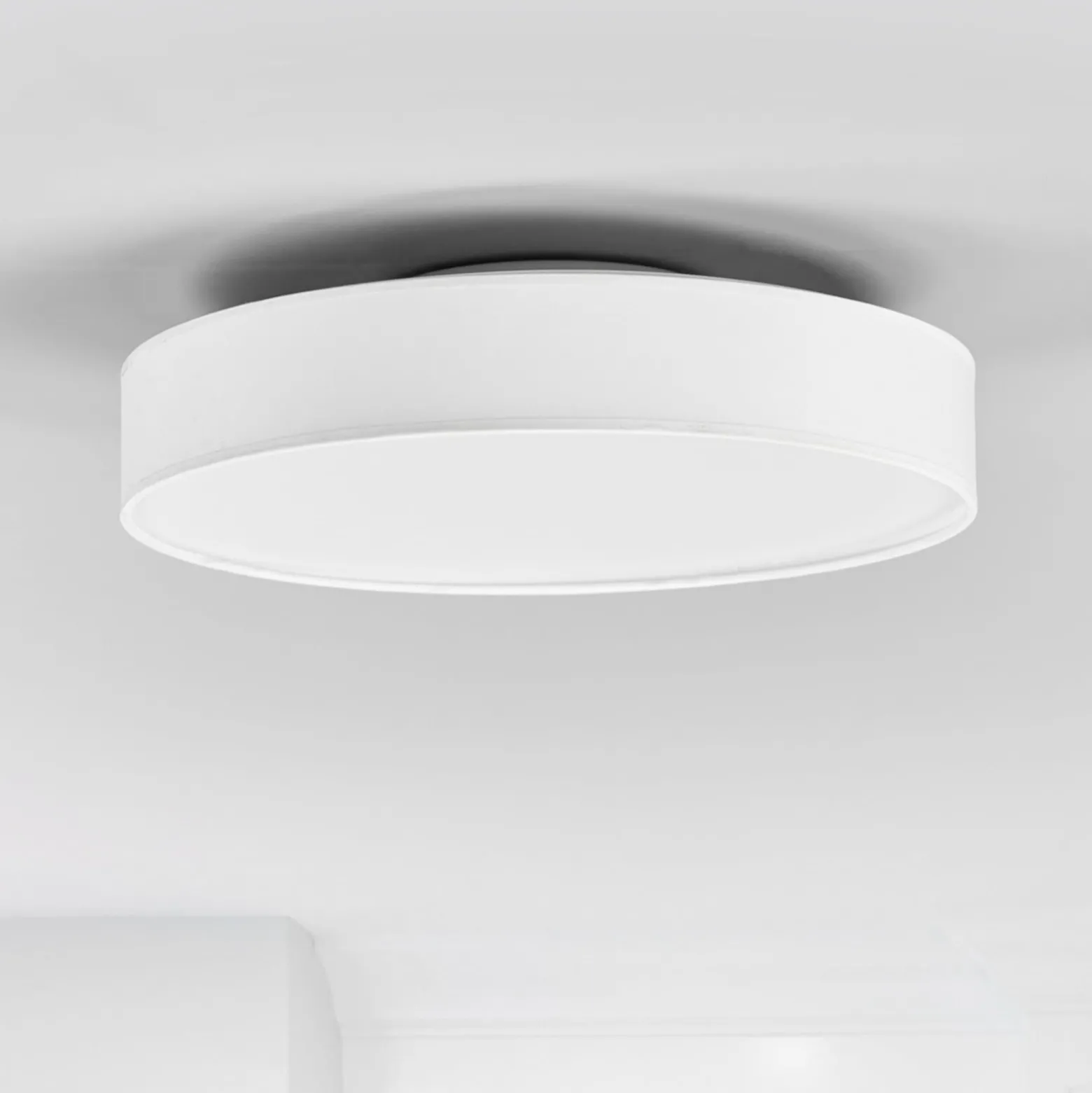 Lindby LED-kattovalaisin Saira, Ø 40 cm, valkoinen, tekstiili