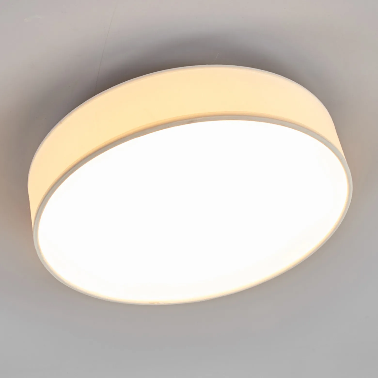 Lindby LED-kattovalaisin Saira, Ø 30 cm, valkoinen, tekstiili