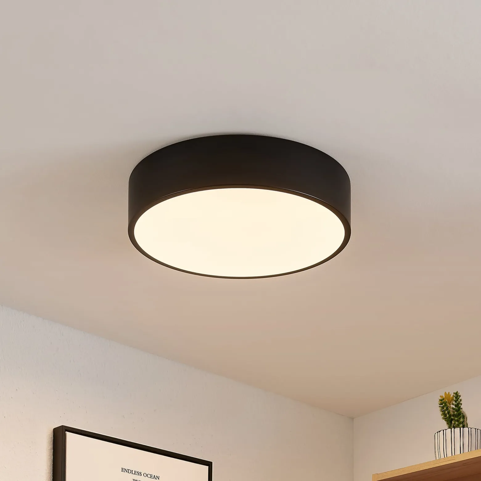 Lindby LED-kattovalaisin Simera, Ø 30 cm, musta, valkoinen