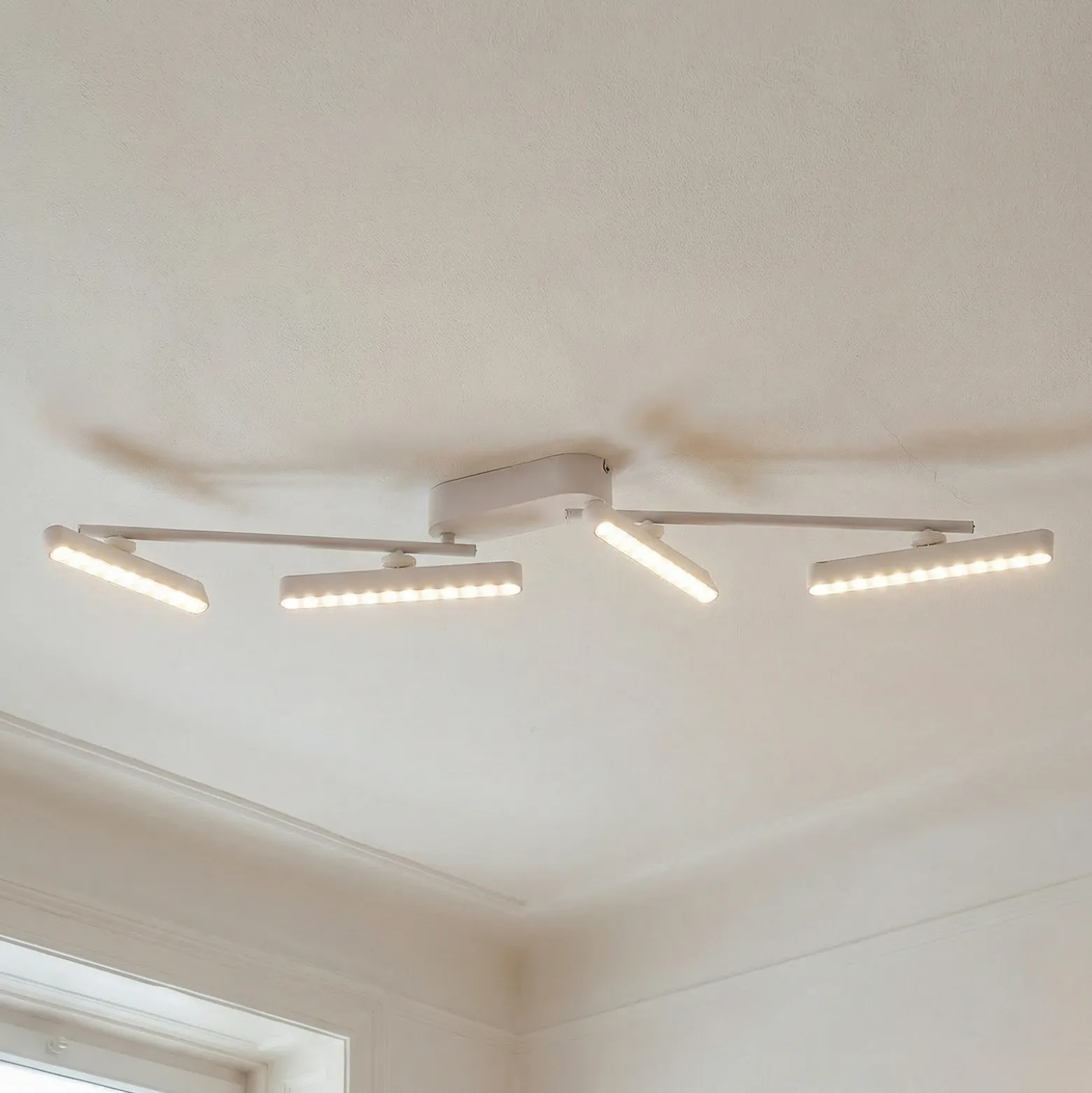 Lindby LED-kohdevalaisin Eldrin, valkoinen, 4-valo, valopisteet