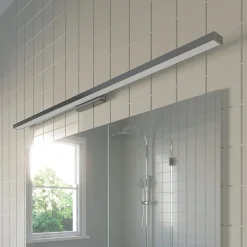 Lindby LED-kylpyhuone- ja peilivalaisin Alenia, 120 cm, kromi