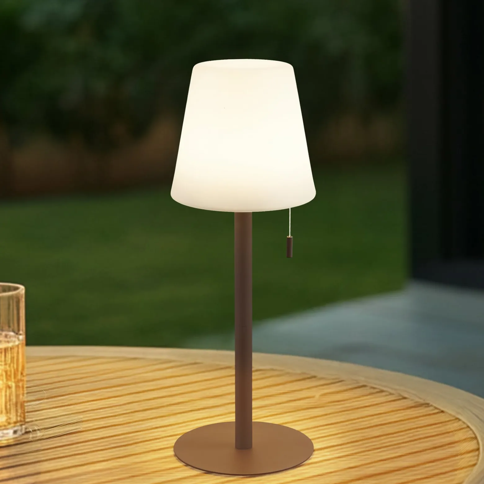 Lindby LED-ladattava valaisin Azalea musta alumiini CCT korkeussäädettävä