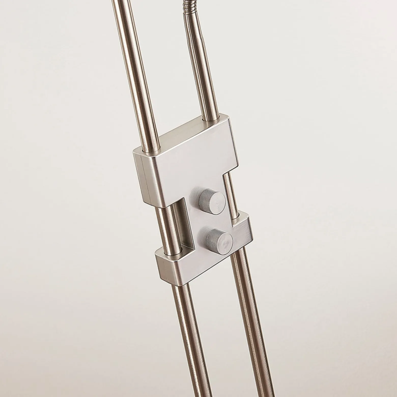 Lindby LED-lattiavalo Jonne, kulmikas, lukuvarsi, himmennettävä, 180 cm