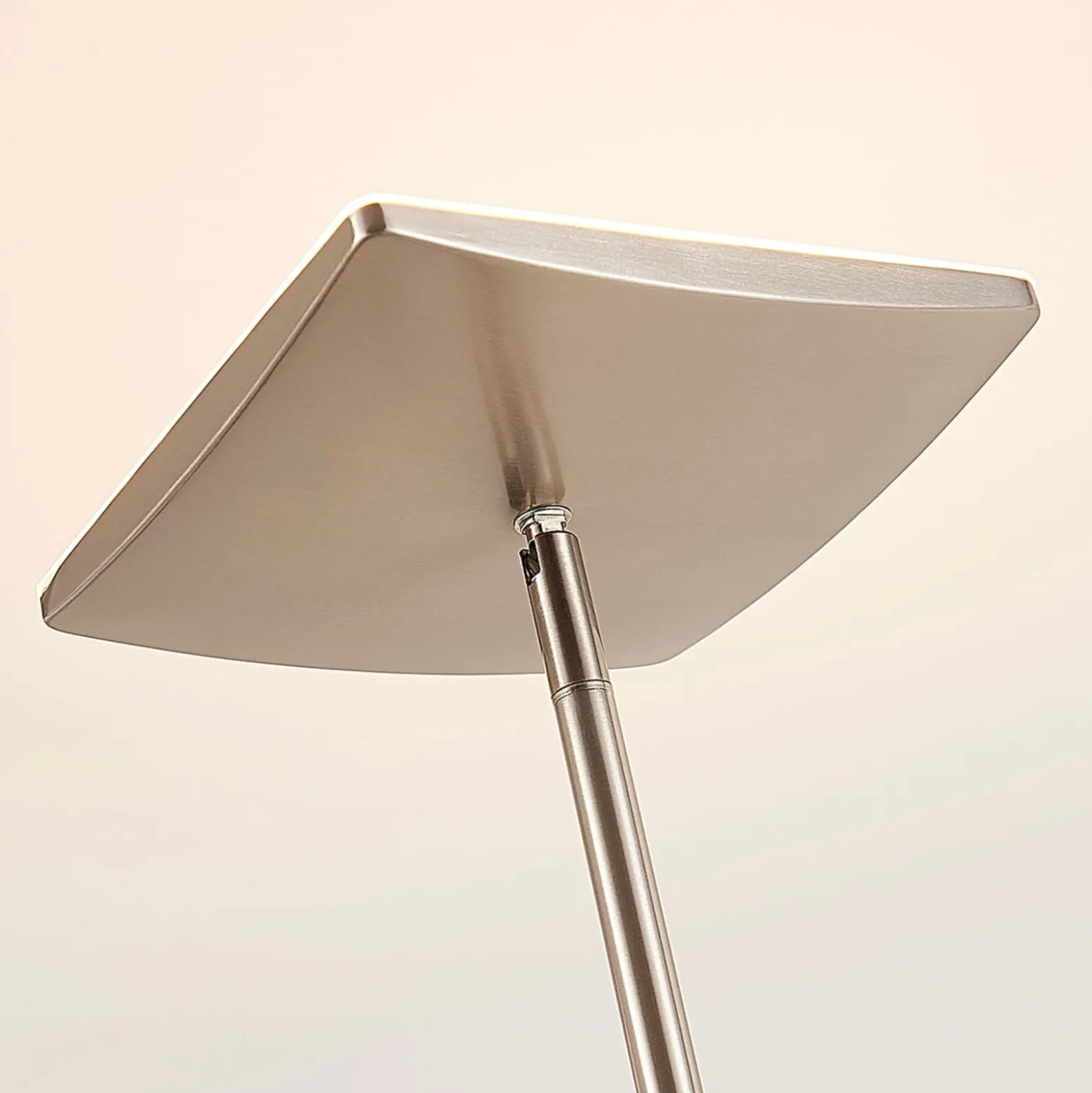 Lindby LED-lattiavalo Jonne, kulmikas, lukuvarsi, himmennettävä, 180 cm