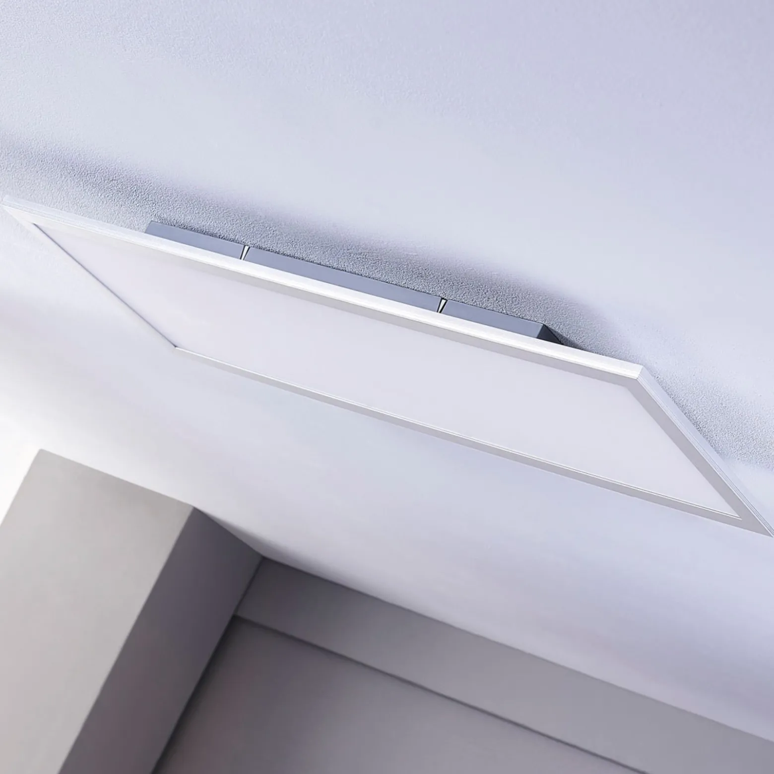 Lindby LED-paneeli Livel, CCT, 120 cm x 30 cm, kaukosäädin