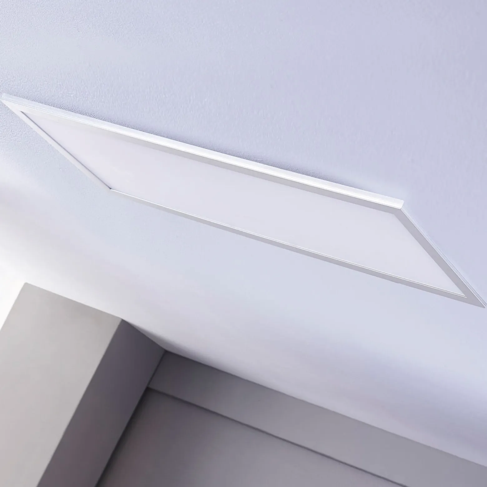 Lindby LED-paneeli Livel, CCT, 120 cm x 30 cm, kaukosäädin