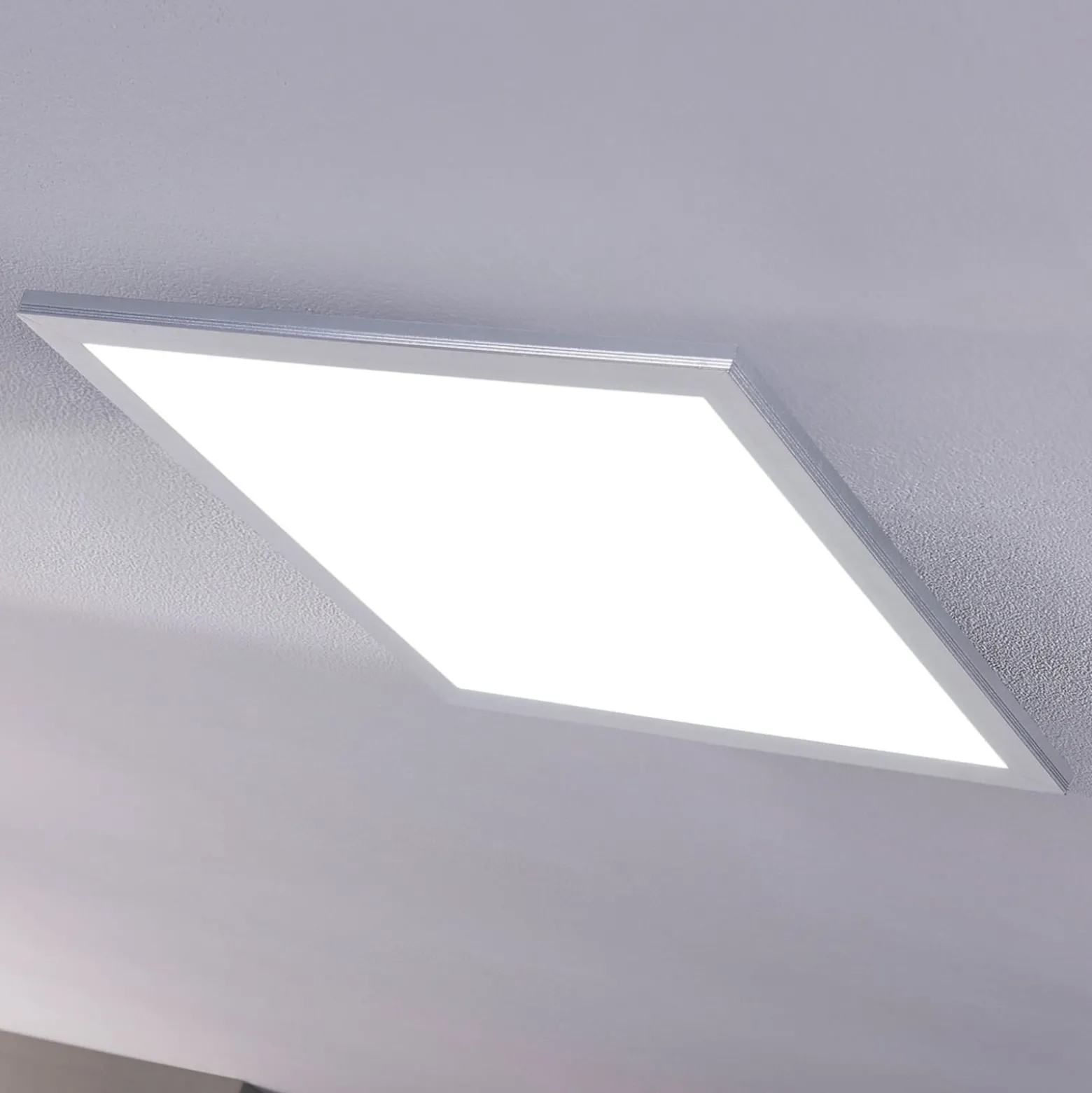 Lindby LED-paneeli Livel, CCT, 40 cm x 40 cm, kaukosäädin