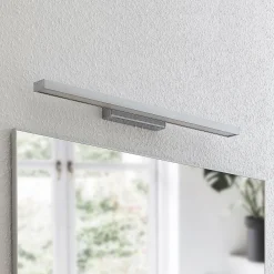 Lindby LED-peilivalaisin Alenia, 60 cm, kromi, alumiini, IP44