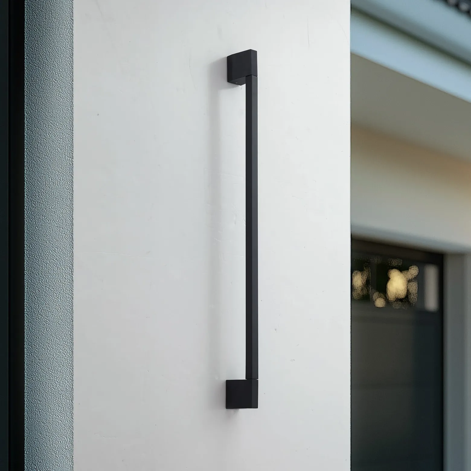 Lindby LED-seinävalaisin Neano, 90 cm, musta, metalli, IP54