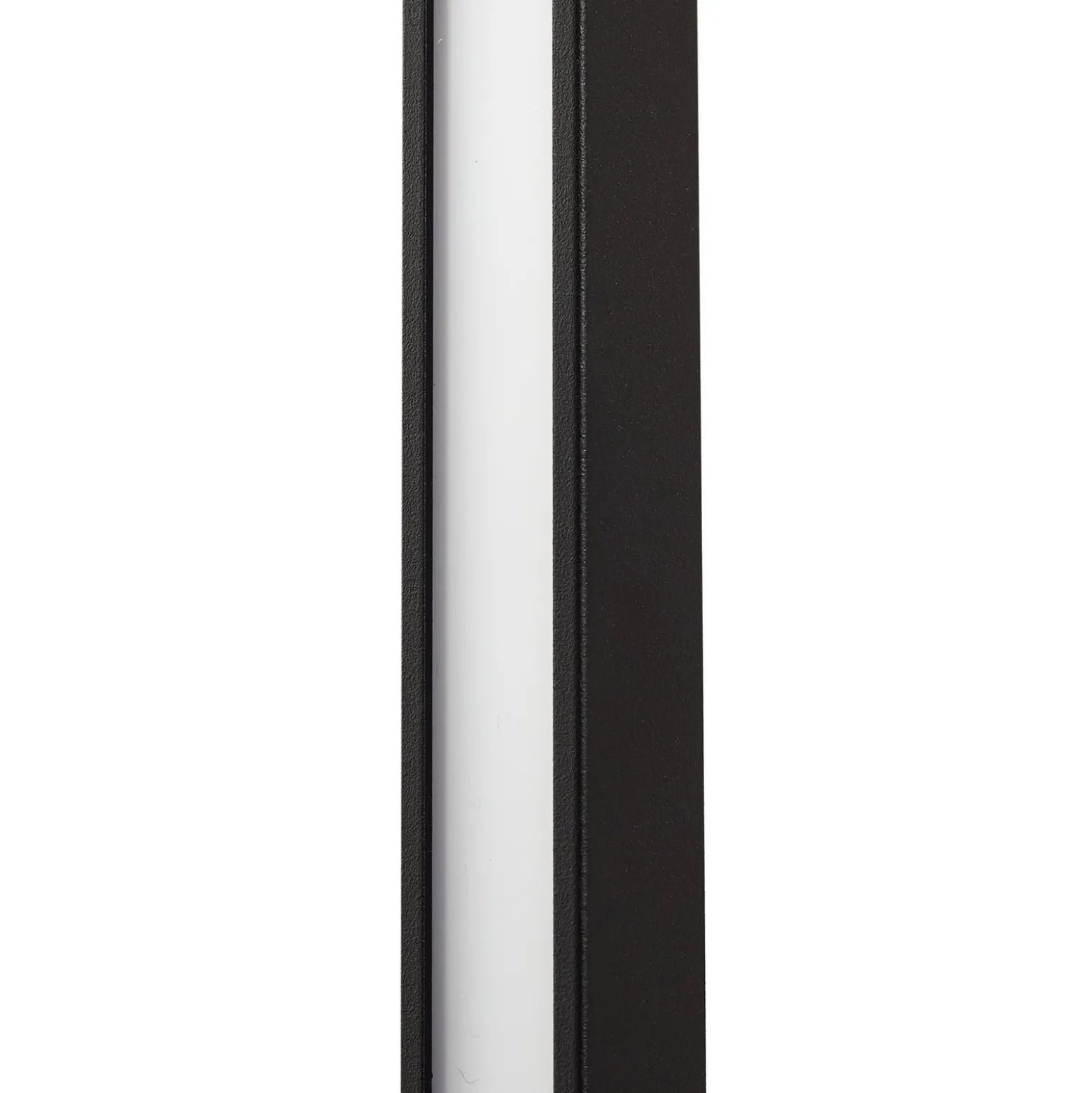 Lindby LED-seinävalaisin Neano, 90 cm, musta, metalli, IP54