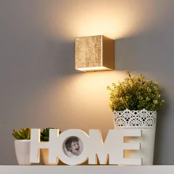 Lindby LED-seinävalaisin Quentin, 9 cm leveä, kullanvärinen, metallia