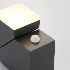 Lindby LED-seinävalaisin Sally, 15 cm, antrasiitti, IP54, anturi