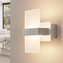 Lindby LED-seinävalaisin Yorick, 18 cm, alumiini/valkoinen, kytkimellä