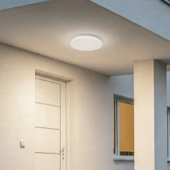Lindby LED-ulkokattovalaisin Kirkola, 3000 K, halkaisija 34 cm, valkoinen
