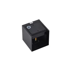 Lindby LED-ulkoseinälamppu Nivar, kulmikas, musta, 10 cm, IP54