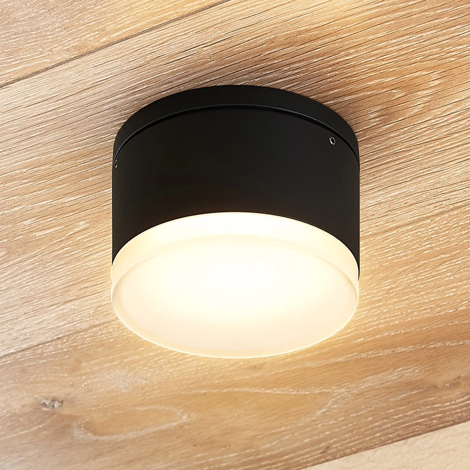 Lindby Mathea LED-ulkokattovalaisin, sylinterimäinen
