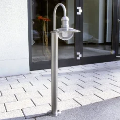 Lindby pylväsvalaisin Damion, 140 cm, ruostumaton teräs, E27, IP44