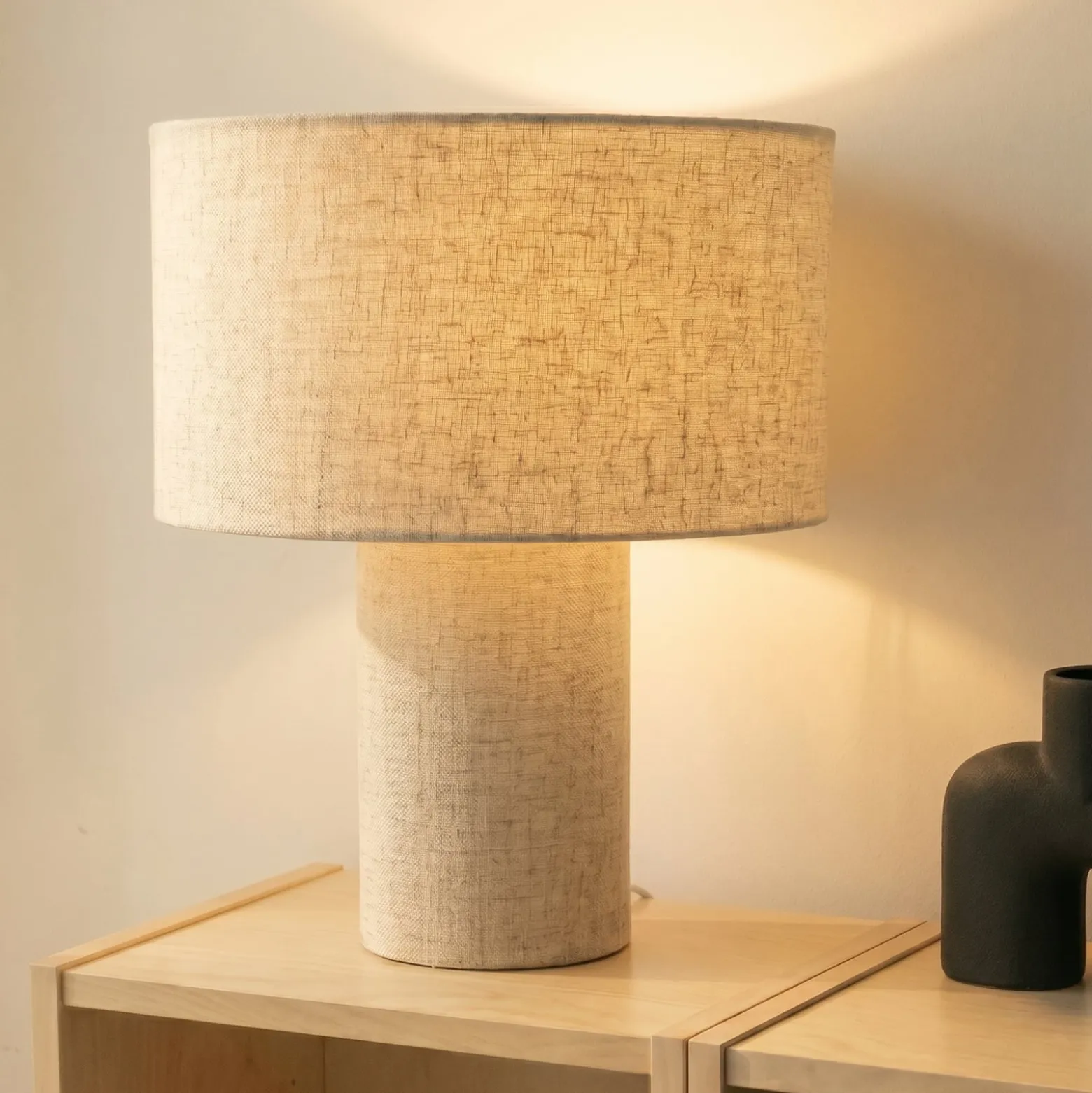Lindby pöytävalaisin Elfie, Ø 35 cm, beige, pellava, E27