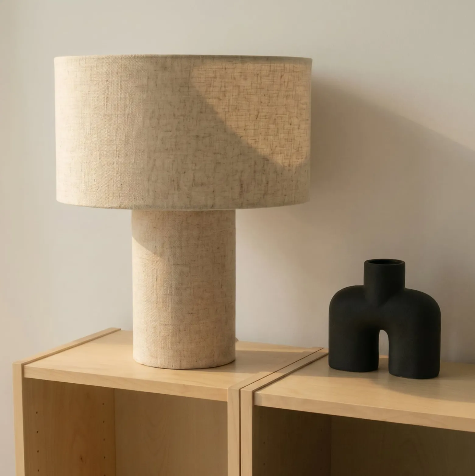Lindby pöytävalaisin Elfie, Ø 35 cm, beige, pellava, E27
