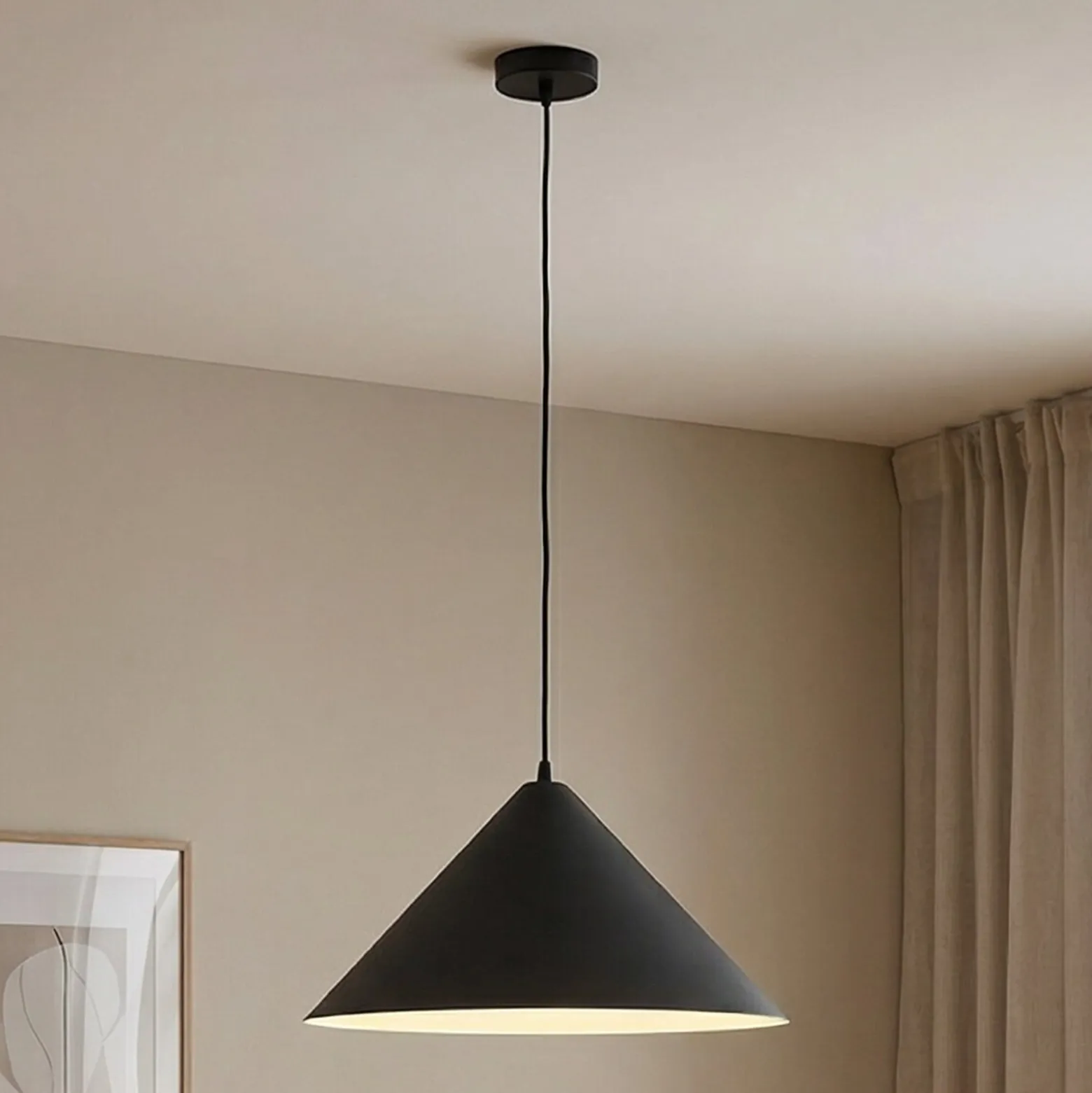 Lindby riippuvalaisin Clarine, musta/valkoinen, Ø 50 cm, metallia
