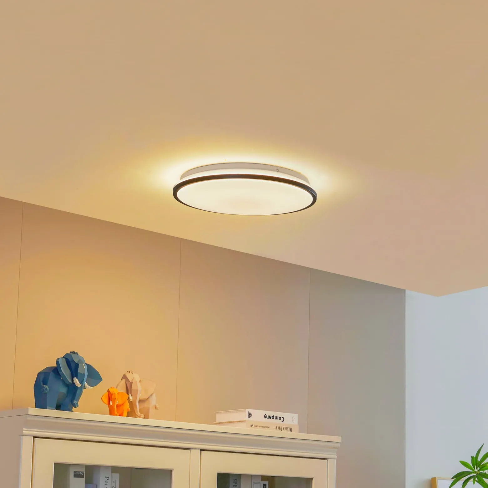 Lindby Smart Swaran LED-kattovalaisin, Ø39.5cm, RGB, CCT, Tuya