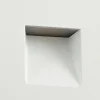 Lindby upotettava LED-seinävalaisin Alune, valkoinen, kulmikas, 8x8cm, IP65