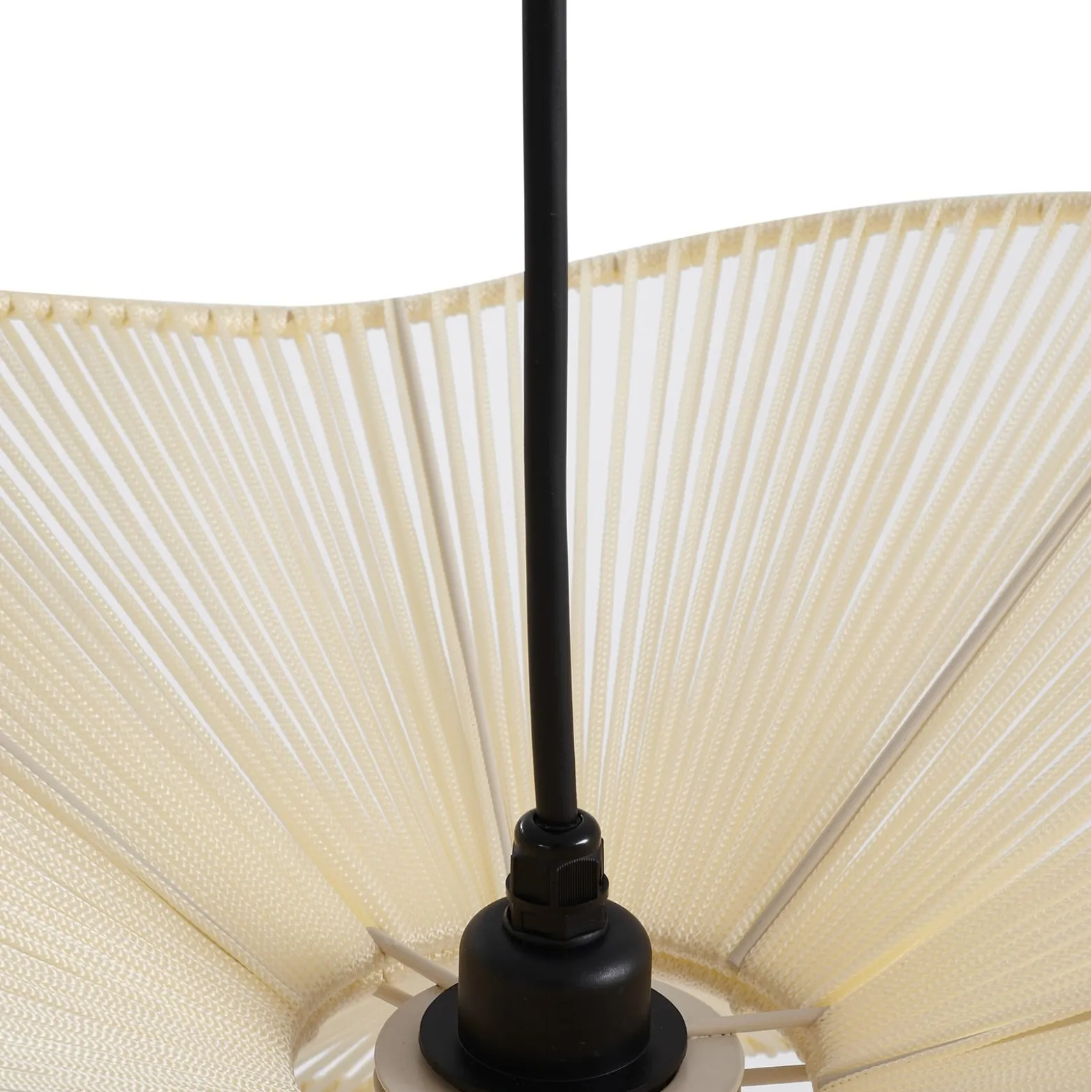 Lindby Valdorin -ulkoriippuvalaisin, beige, puuvilla, IP44