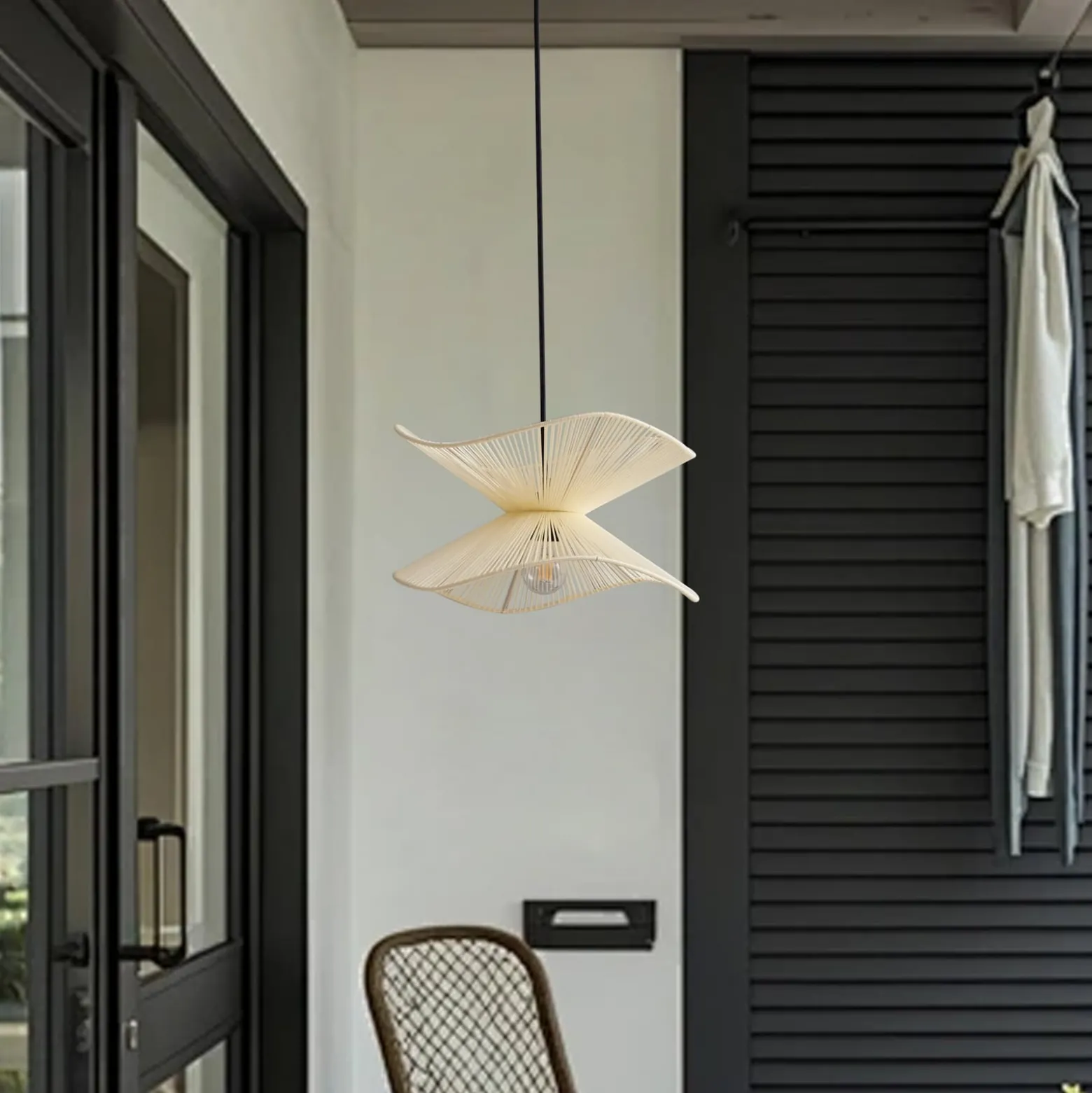 Lindby Valdorin -ulkoriippuvalaisin, beige, puuvilla, IP44