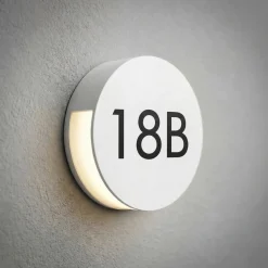 Lucande Advero LED-ulkoseinälamppu, vaaleanharmaa, talonumero, CCT