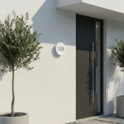Lucande Advero LED-ulkoseinälamppu, vaaleanharmaa, talonumero, CCT