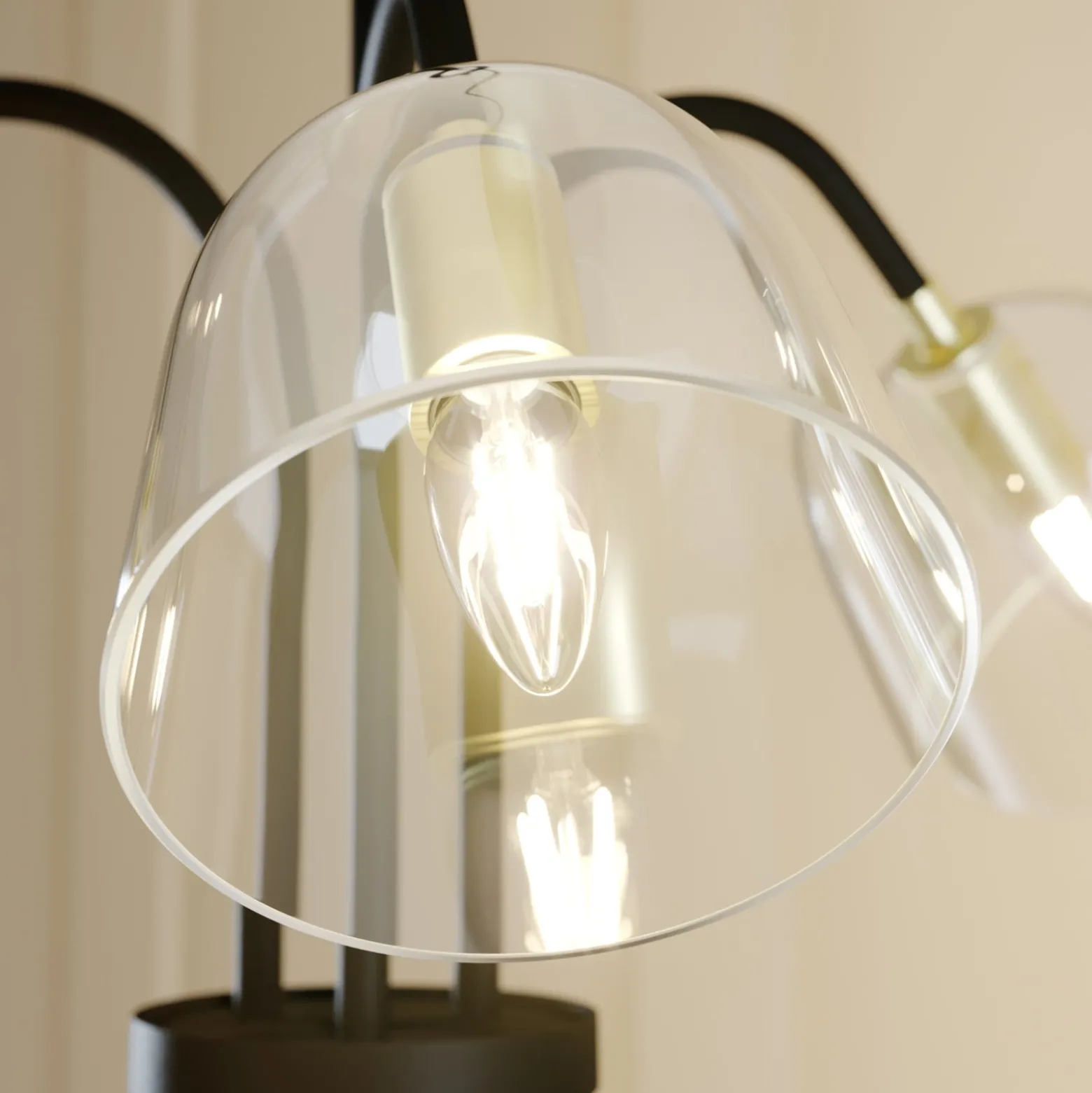 Lucande Anjita -riippuvalo, lasivarjostin, 3-lamp.