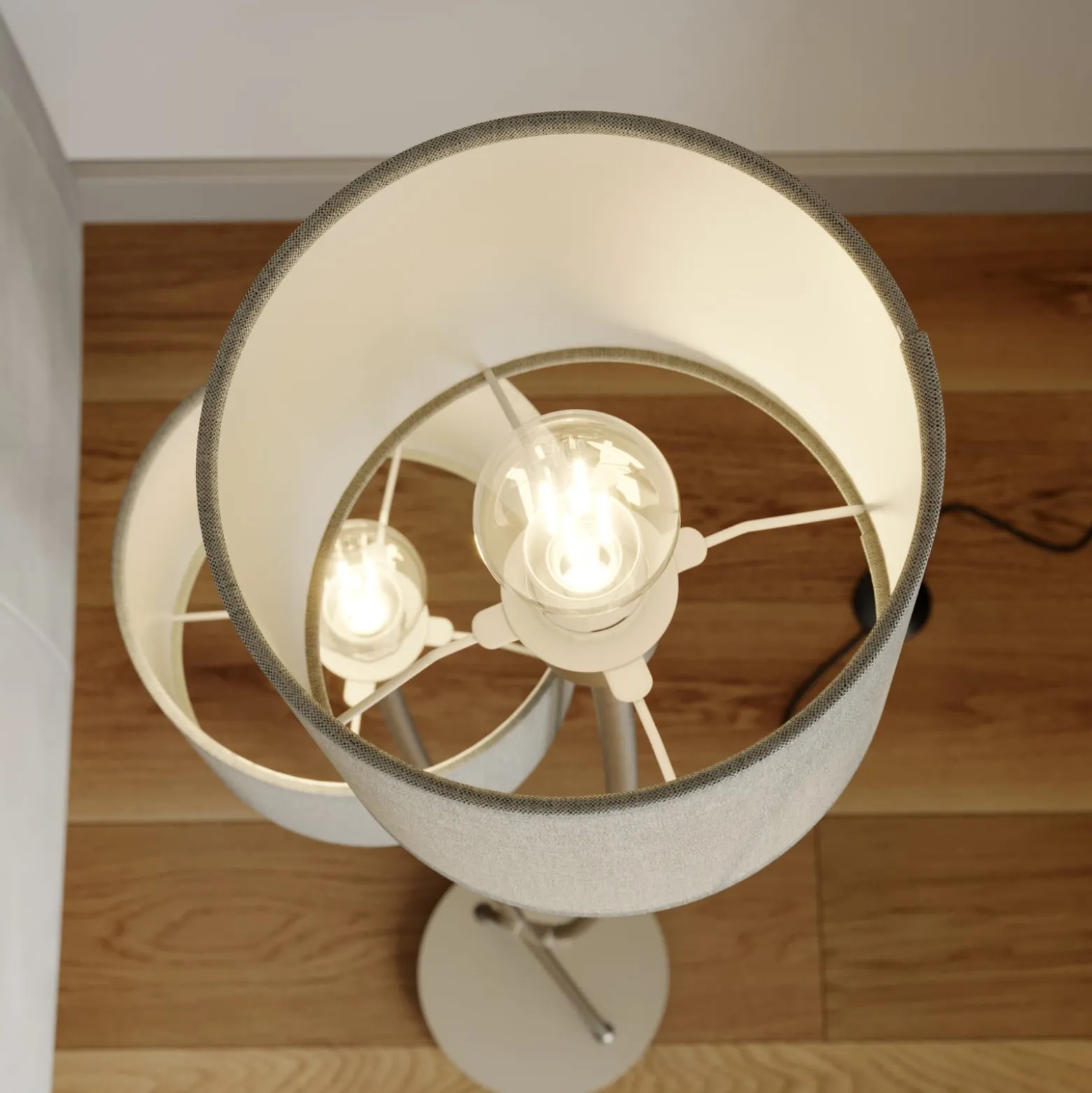 Lucande Juljana -lattiavalo, 2-lamp., kangas