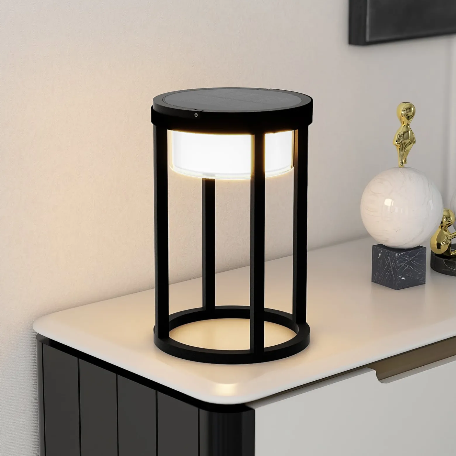 Lucande LED-aurinkopöytävalaisin Tilena, pyöreä, musta, himmennettävä