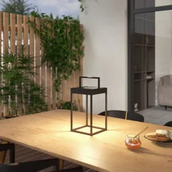 Lucande LED-aurinkovalaisin Lynzy, 38cm, musta, metallia, IP65