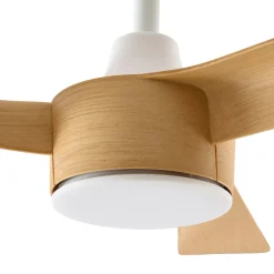 Lucande LED-kattotuuletin Airona, valkoinen/puu, DC, hiljainen, himmennettävä