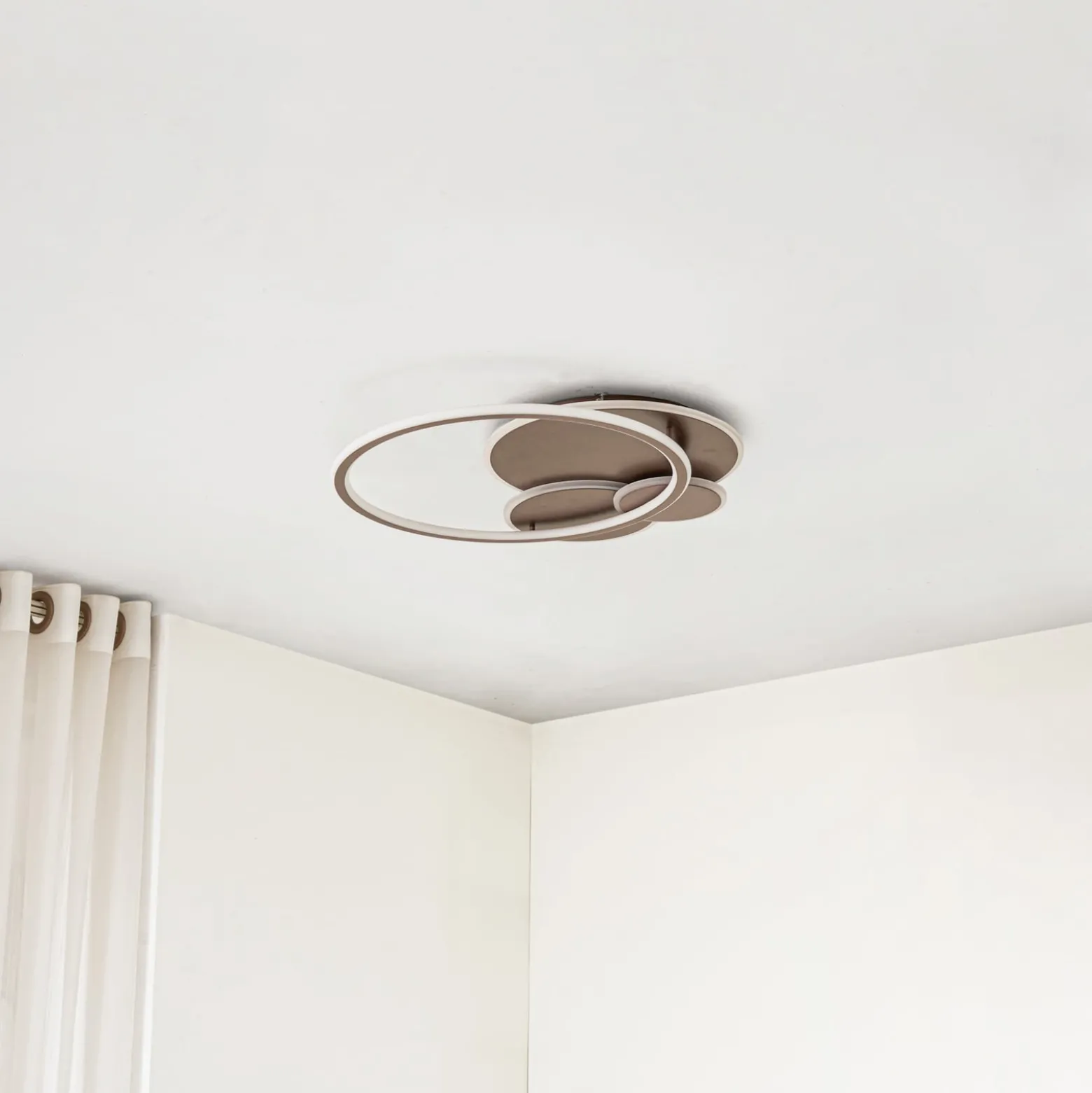 Lucande LED-kattovalaisin Circulo, kahvinruskea, CCT, himmennettävä