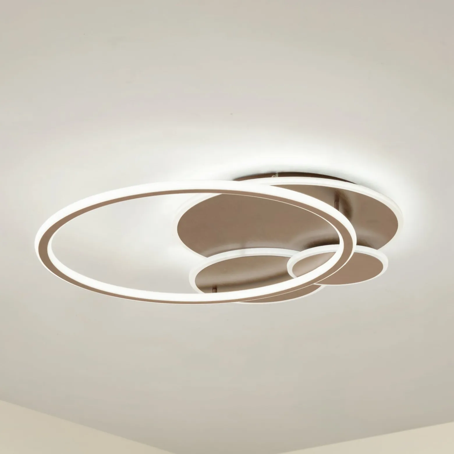 Lucande LED-kattovalaisin Circulo, kahvinruskea, CCT, himmennettävä