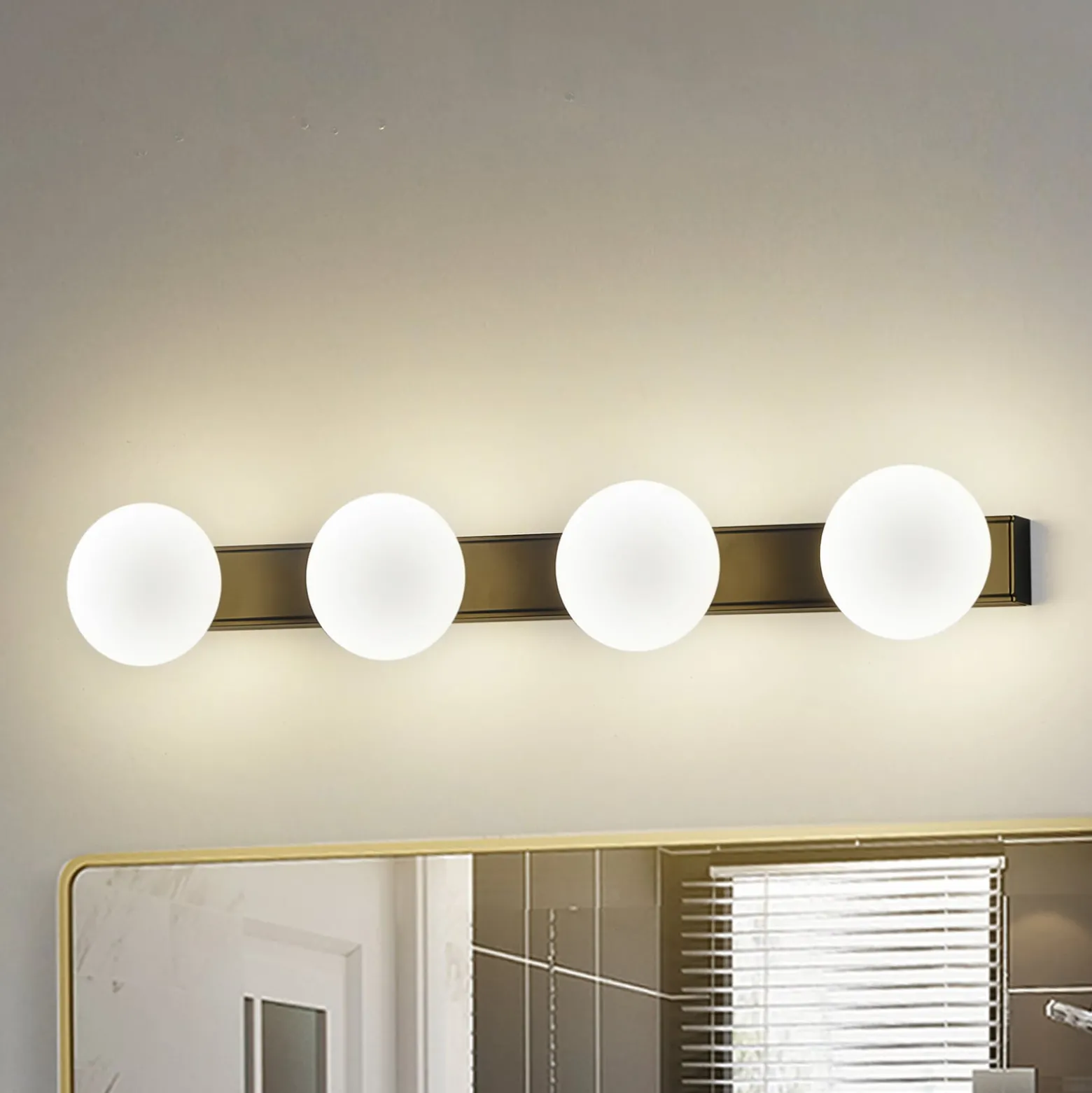 Lucande LED-kylpyhuoneen seinävalaisin Myrra, musta, lasi, 60 cm, IP44