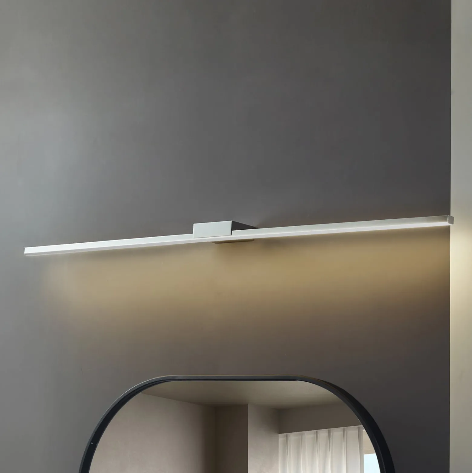 Lucande LED-peililamppu Kivana, kromi, metalli, 120 cm, IP44