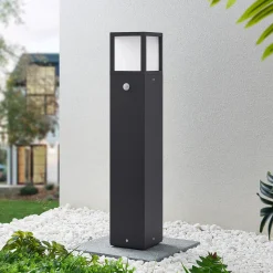 Lucande LED-polkujen valaisin Dewari, liiketunnistin, 65 cm, IP54