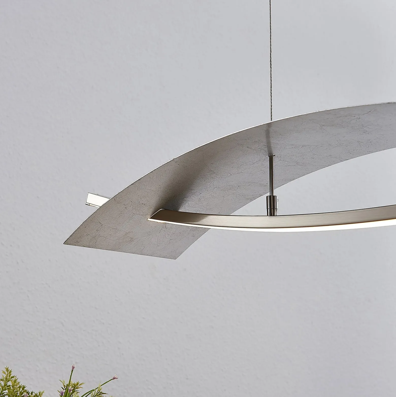 Lucande LED-riippuvalaisin Marija, 91 cm, hopea, himmennettävä