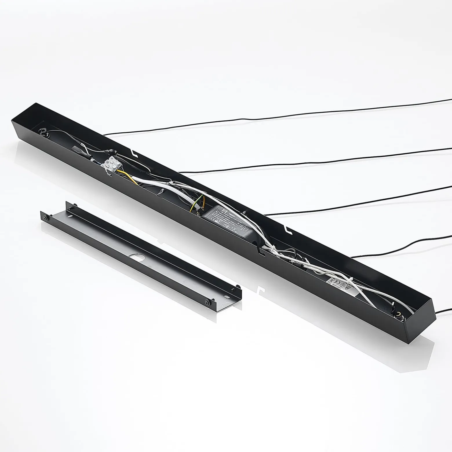 Lucande LED-riippuvalaisin Stoika, 88 cm, 5-lamppuinen, metalli