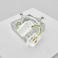 Lucande LED-seinävalaisin Berlind, 26 cm, valkoinen, lasi, metallia