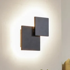 Lucande LED-seinävalaisin Elrik, musta, 27 cm korkea, metallia